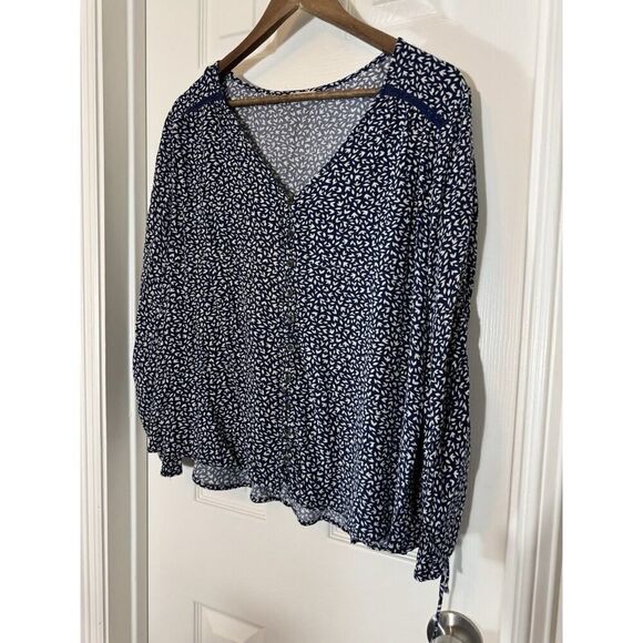 Mason & Belle Blue‎ and White Floral Blouse Boho Cottagecore Plus 2x - Picture 1 of 7